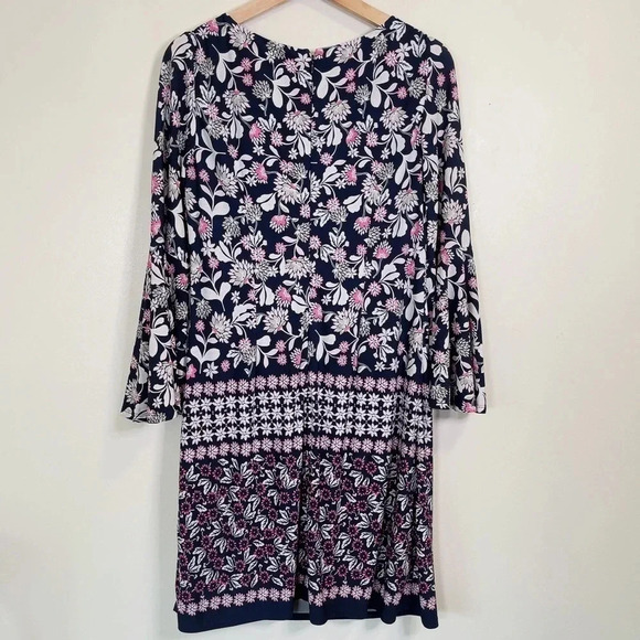 Eliza J Boat Neck Bell Sleeve Floral Navy Shift Dress - Picture 12 of 12